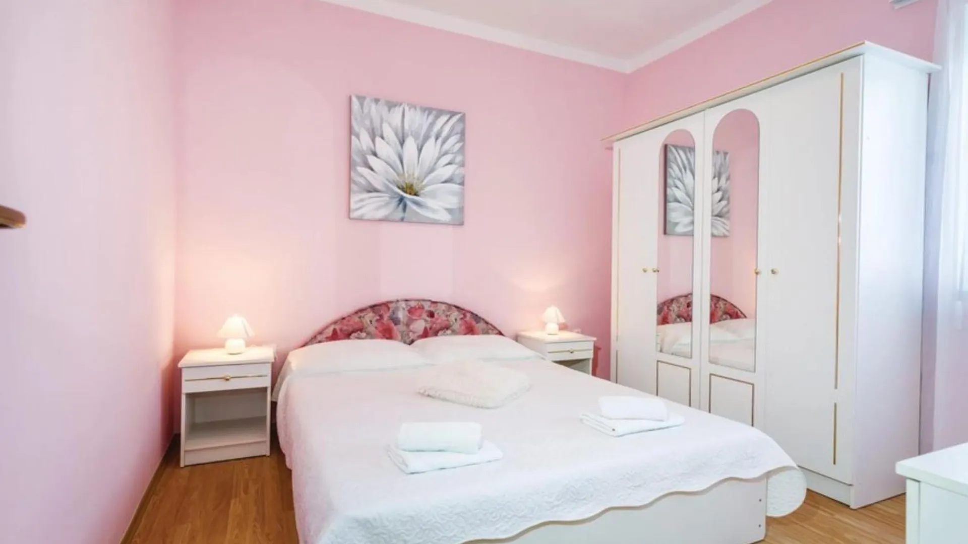 Holiday Home Villa Ksenija Debeljak