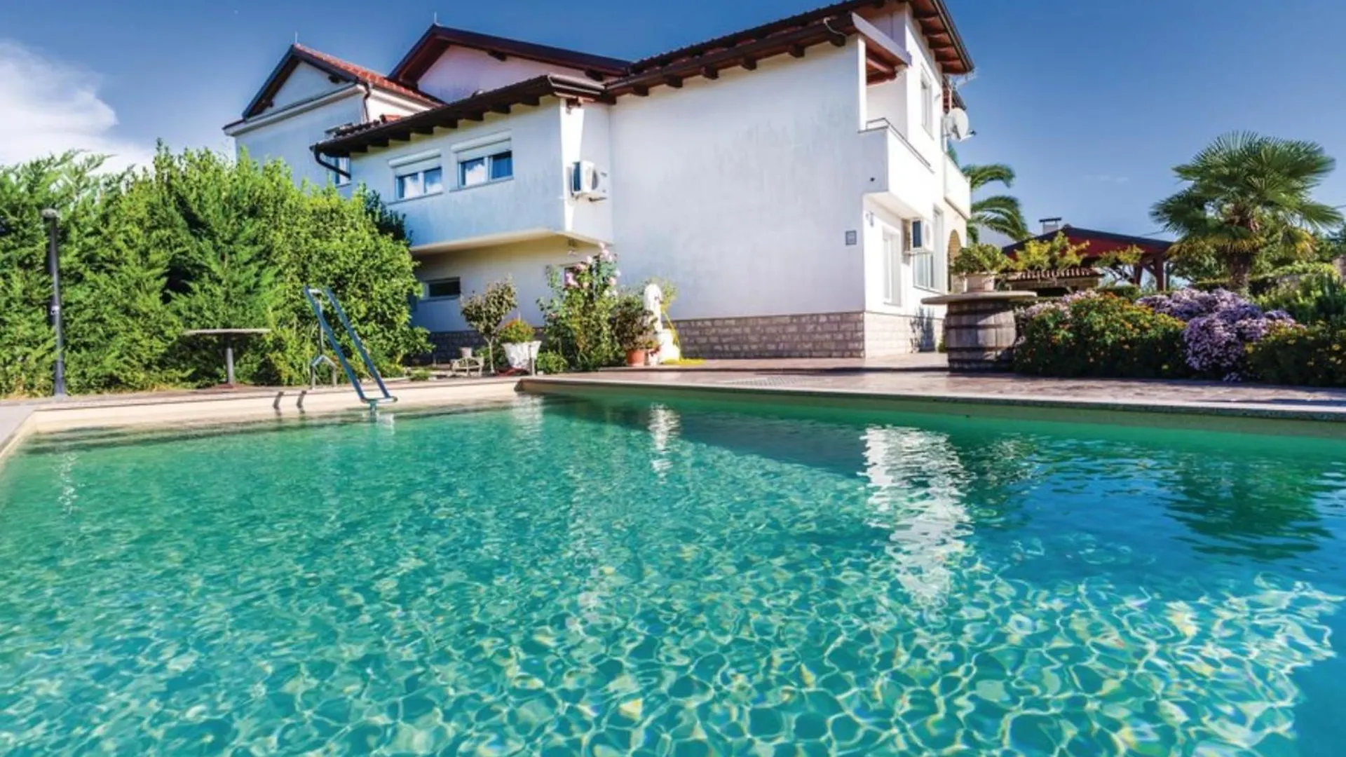 Holiday Home Villa Ksenija Debeljak